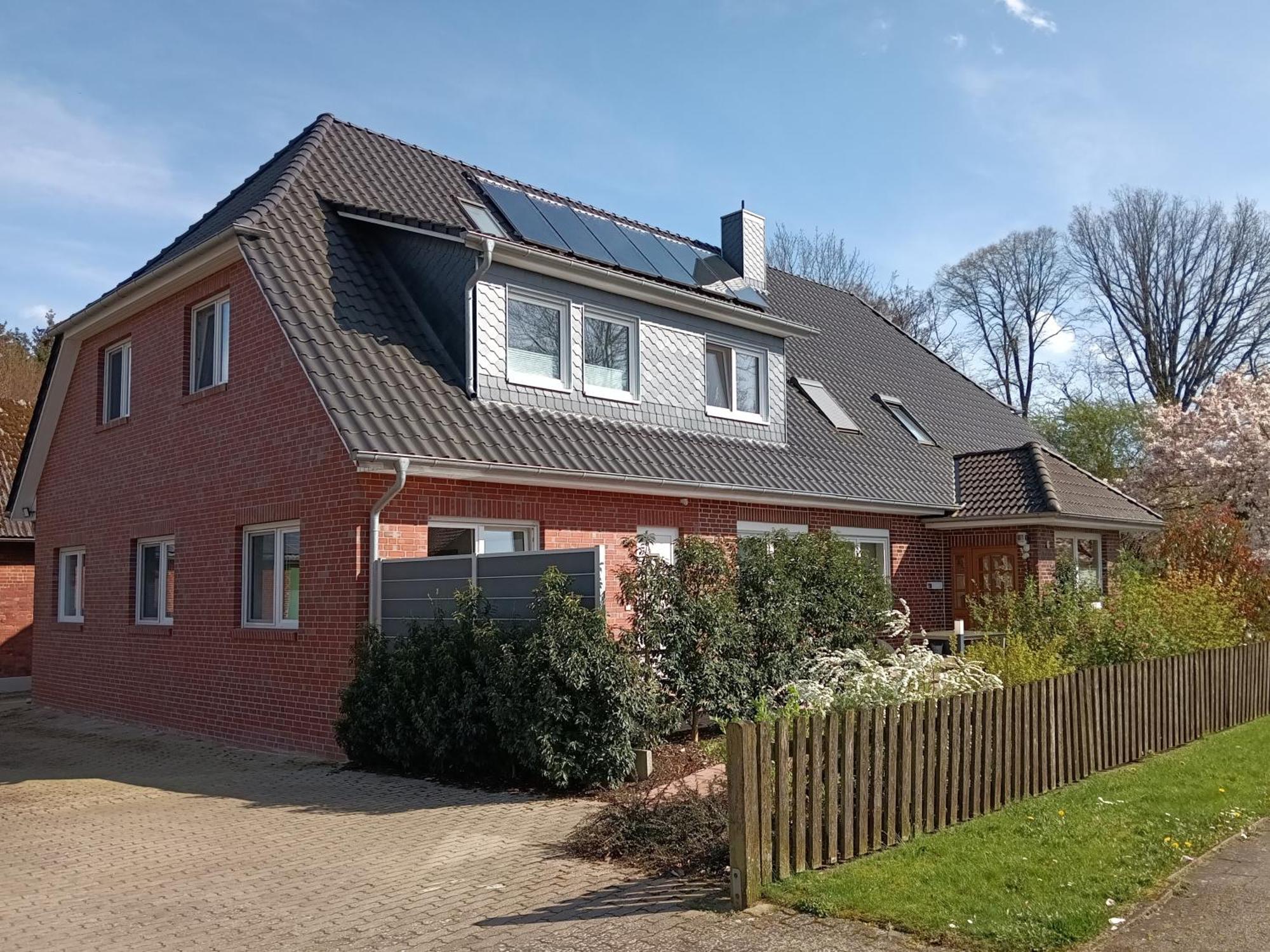 Ferienwohnungen Im Dorfe Soltau Bilik gambar